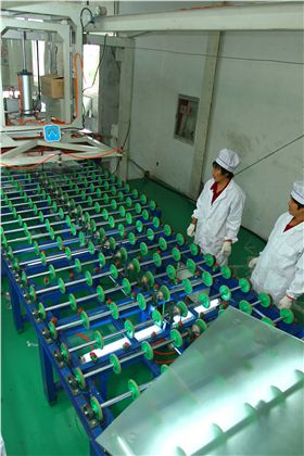 玻璃夹胶生产线