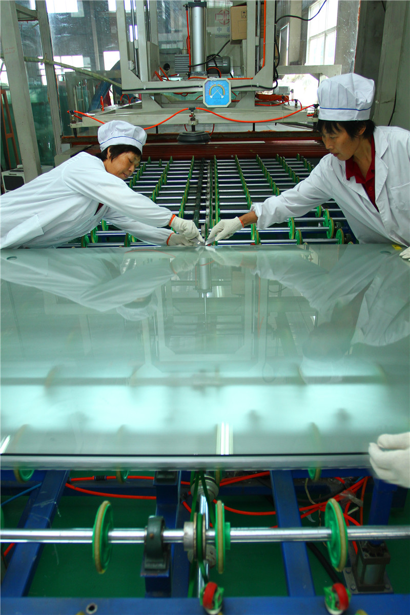 玻璃夹胶生产线